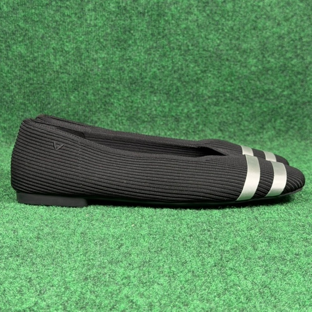 Vivaia Black Ribbed Knit Pointed Toe Flats Womens 11 Silver Stripe Accent EU 43 - Picture 2 of 9